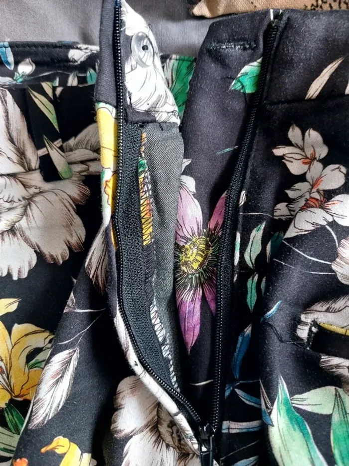 Pantalon à fleurs 🌸 H&M - photo numéro 9