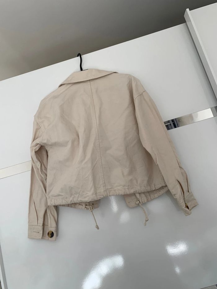 Veste courte bershka - photo numéro 3