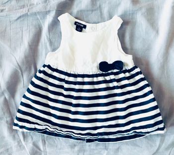 robe sans manche « Kiabi » taille 1 mois