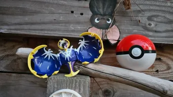 Super figurine Pokemon lunala pliable en boule