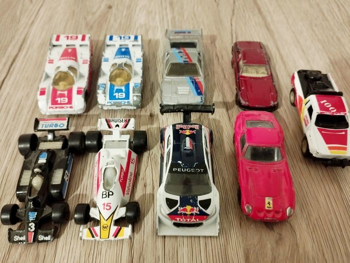 Lot de 9 voitures miniatures metal - photo numéro 2