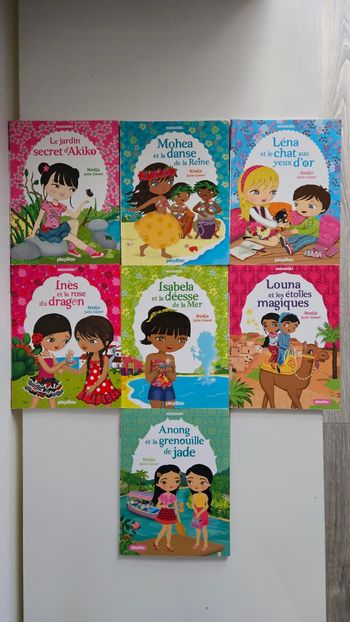 Lot 7 livres Minimiki
