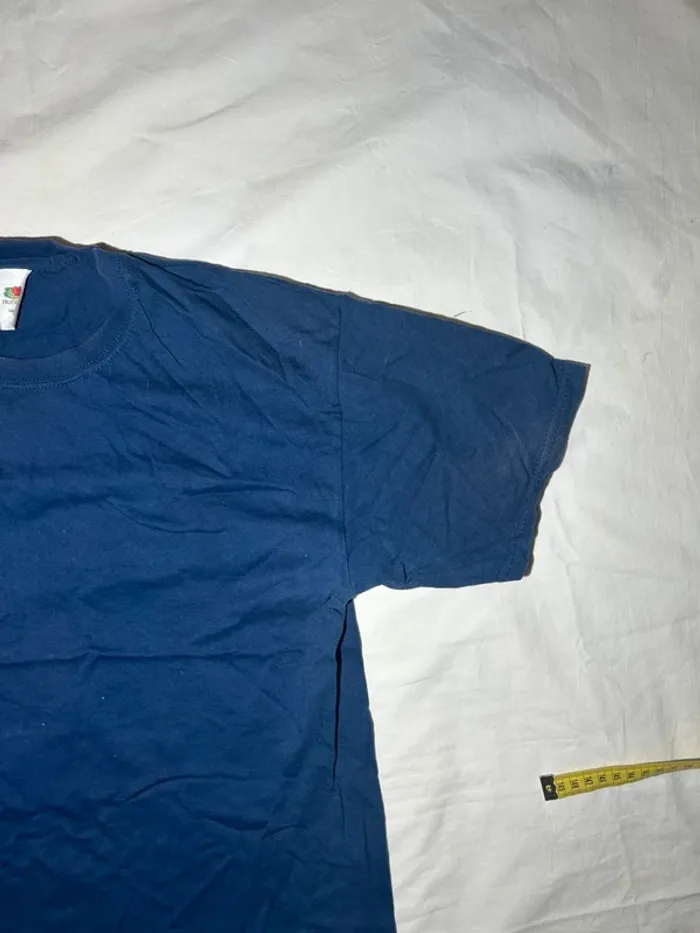 T-shirt bleu marine fruit of the loom - photo numéro 2