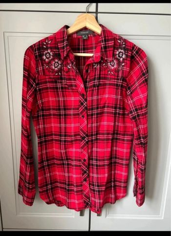 Chemise chaude à carreaux rouge broderie fleurs