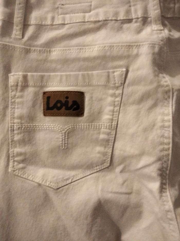 Très joli jean pour femme - photo numéro 3