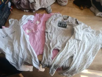 Lot pyjama 09 mois