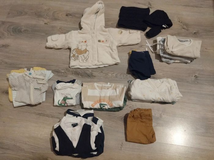 Lot bébé garçon 1 mois