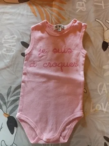 Bodies fille 6 mois