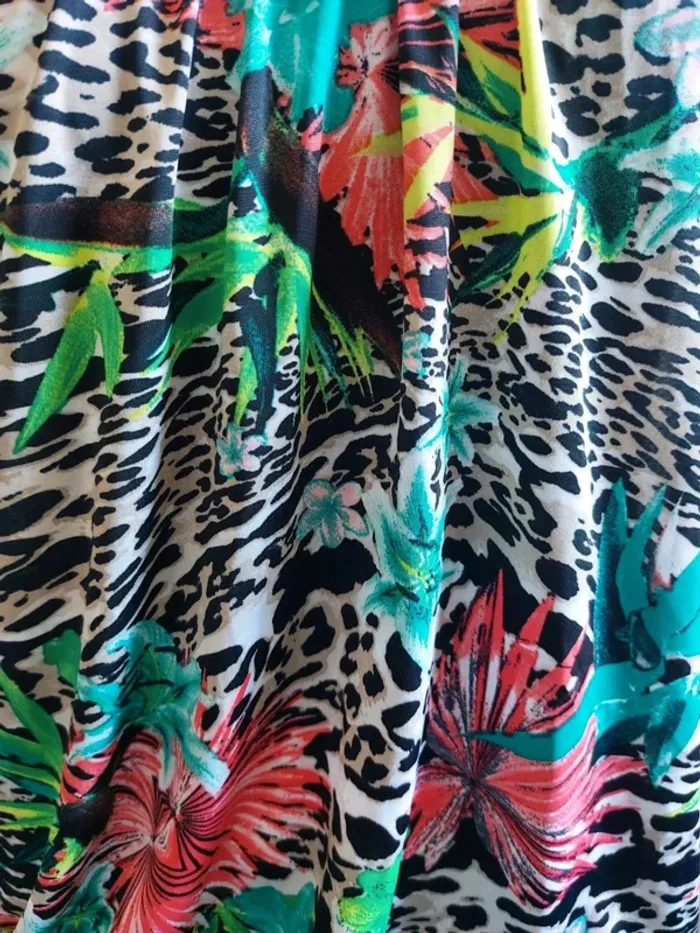Robe d'été à motifs floraux - photo numéro 4