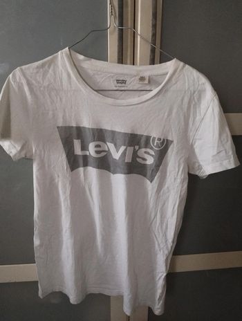 Tee-shirt levis