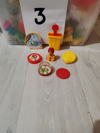 Figurine McDonald's divers Ronald