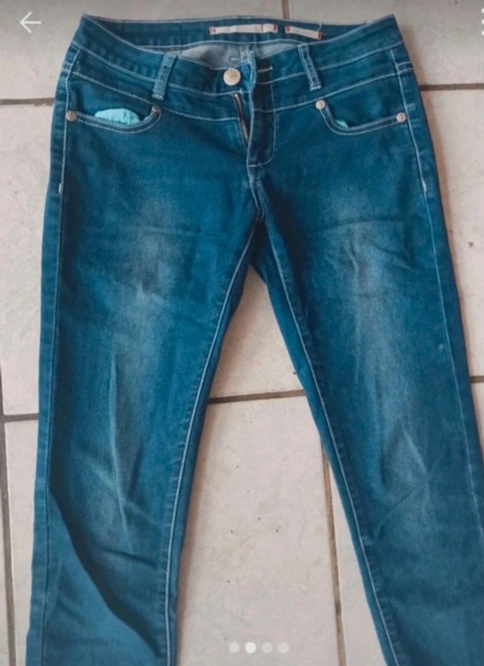 Jean skinny taille 38 jennyfer - photo numéro 2