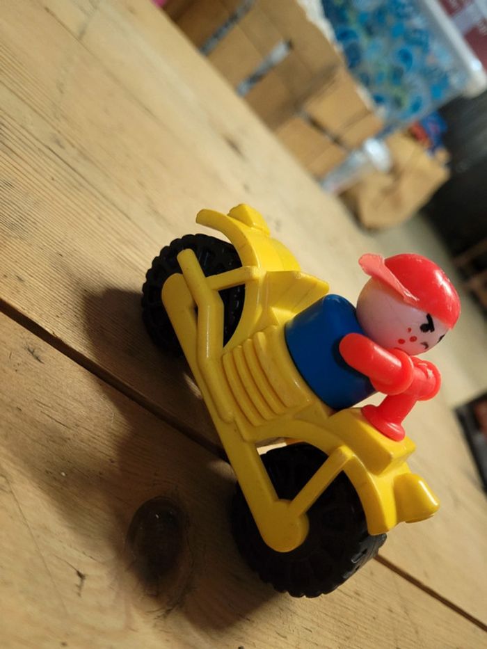Moto fisher price vintage - photo numéro 2