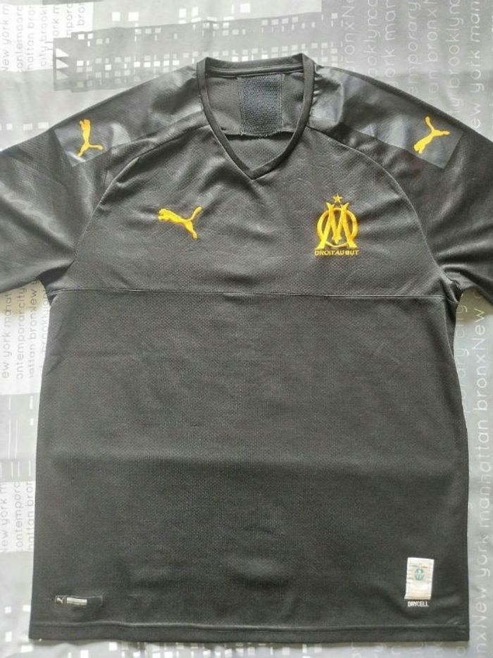 T-shirt OM