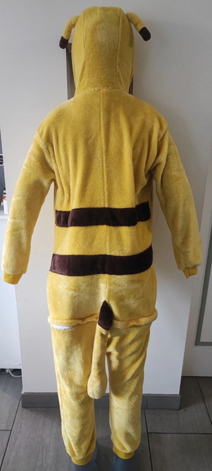 Combinaison chaude Picachu T: S - photo numéro 3