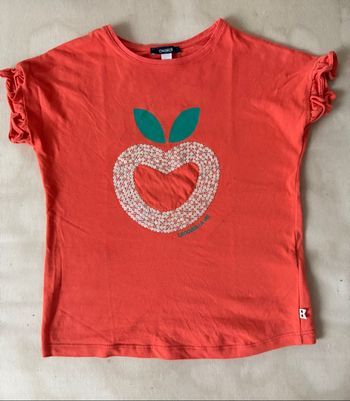 T shirt okaidi rouge motif cœur 8ans (128)