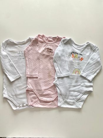 3 bodies manches longues 12 mois