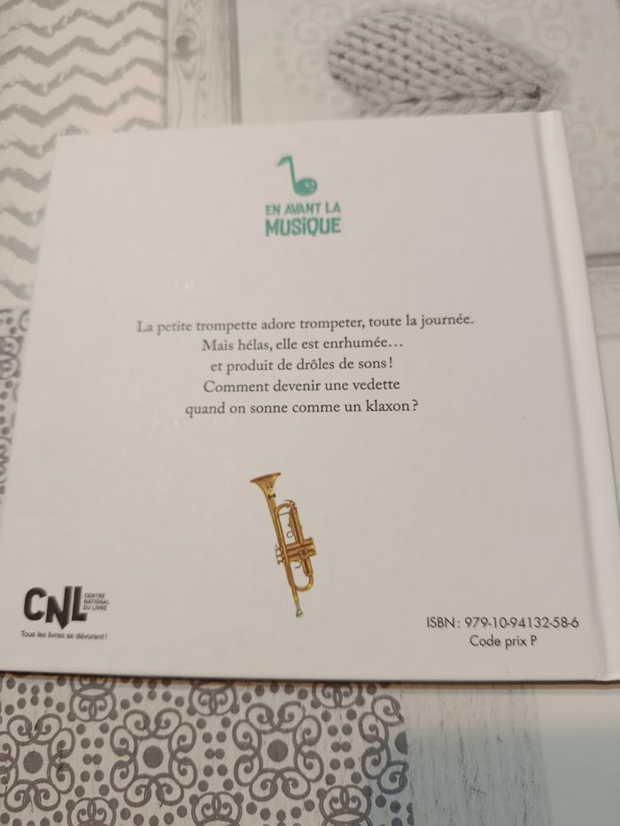 Livre "La trompette enrhumée" - photo numéro 2