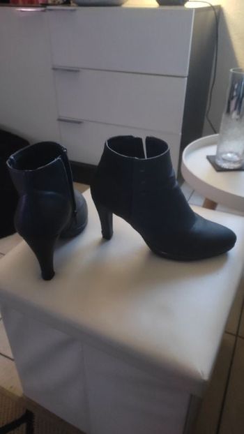 Bottines bleues foncé