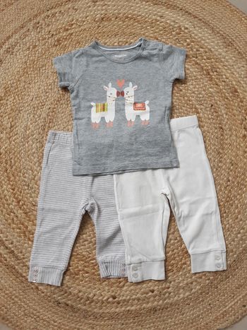 Lot tee-shirt et 2 leggings