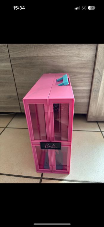 Grand dressing deluxe Barbie