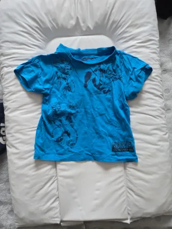 Tee shirt Marvel taille 4 ans