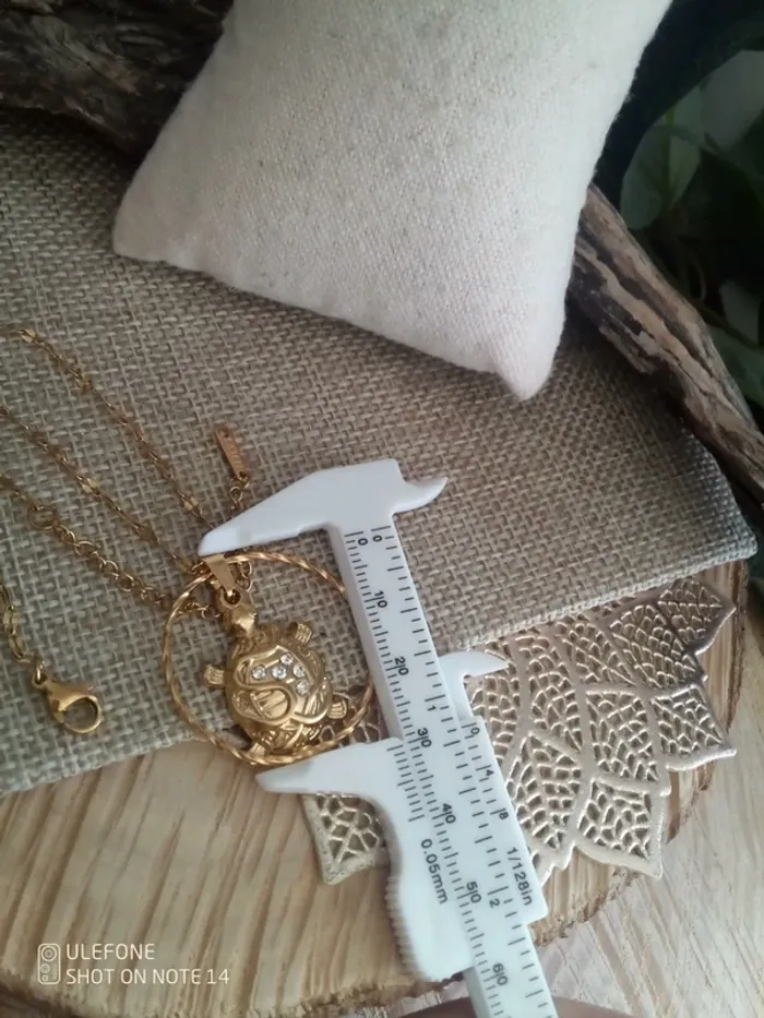 Collier tortue acier doré avec zirconium - photo numéro 2