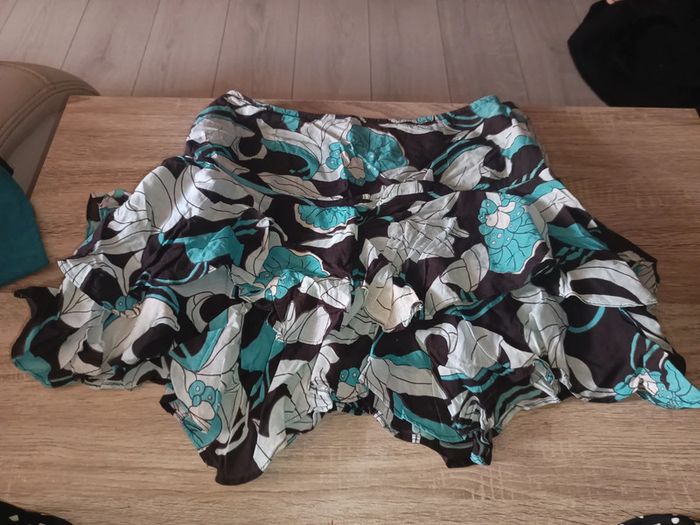 Jupe taille 40 top studio
