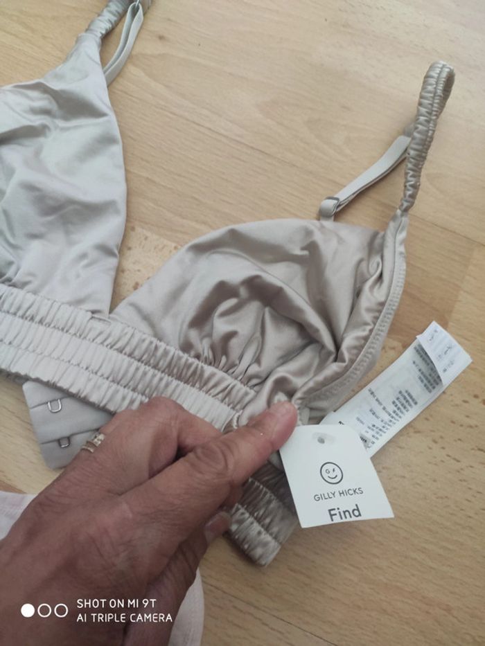 Lot soutien gorge brassière XS - photo numéro 3