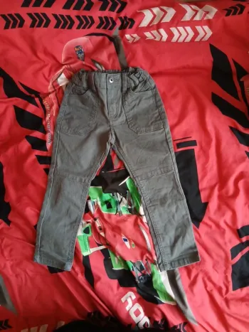Jean Tape à l'oeil taille 3 ans