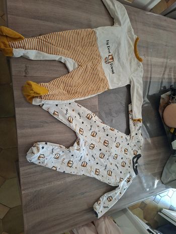 Lot deux pyjama 18 mois mixte