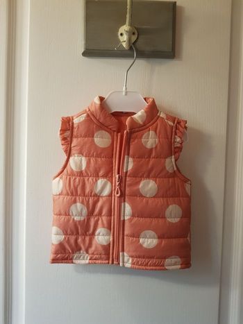 Gilet sans manches 6 mois neuf