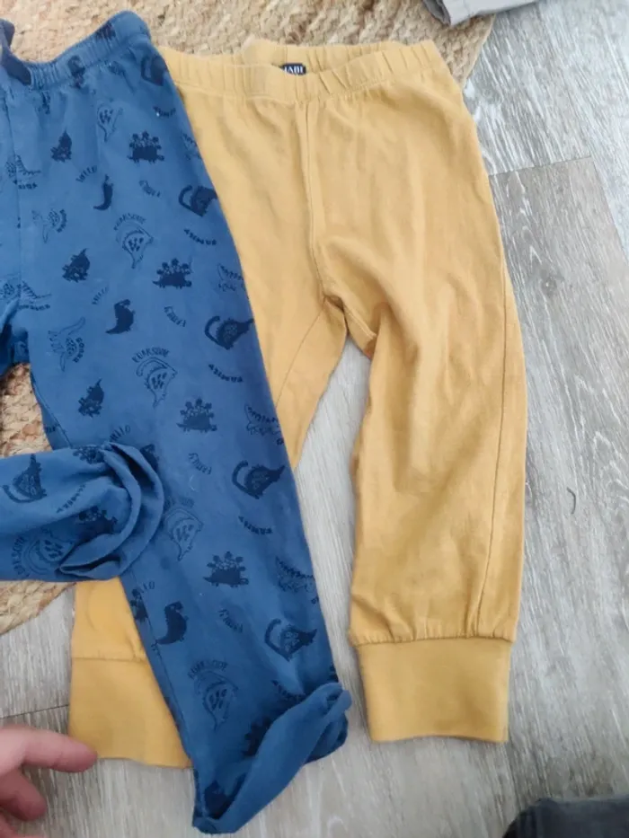 Lot de 2 pantalons/joggings - photo numéro 2