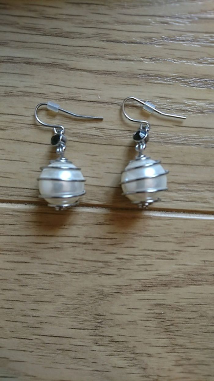 Boucle d'oreille - photo numéro 3