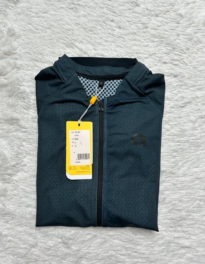 Maillot / jersey de cycliste Gonso - photo numéro 3