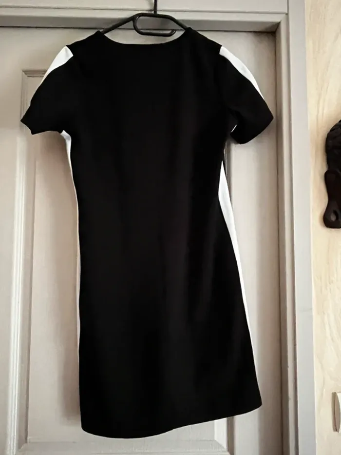 robe noire - photo numéro 2