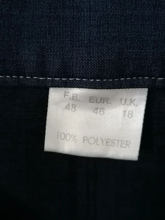 Pantalon court 46 - photo numéro 2