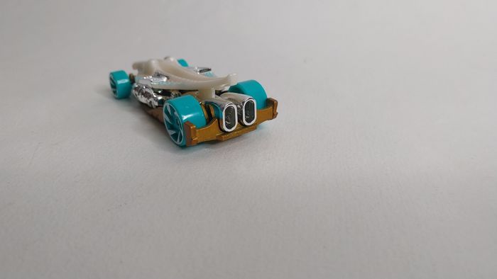 Hot Wheels Croc Rod Calendrier de l'Avent  2022 - photo numéro 8