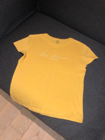 T shirt jaune day dreamer
