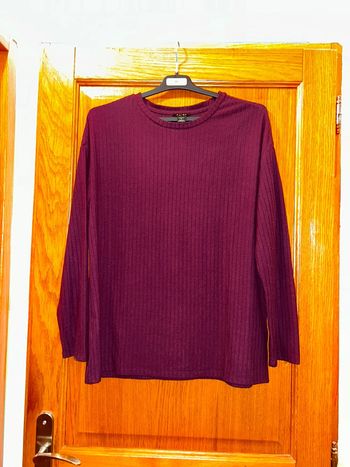 Pull violet/bordeaux