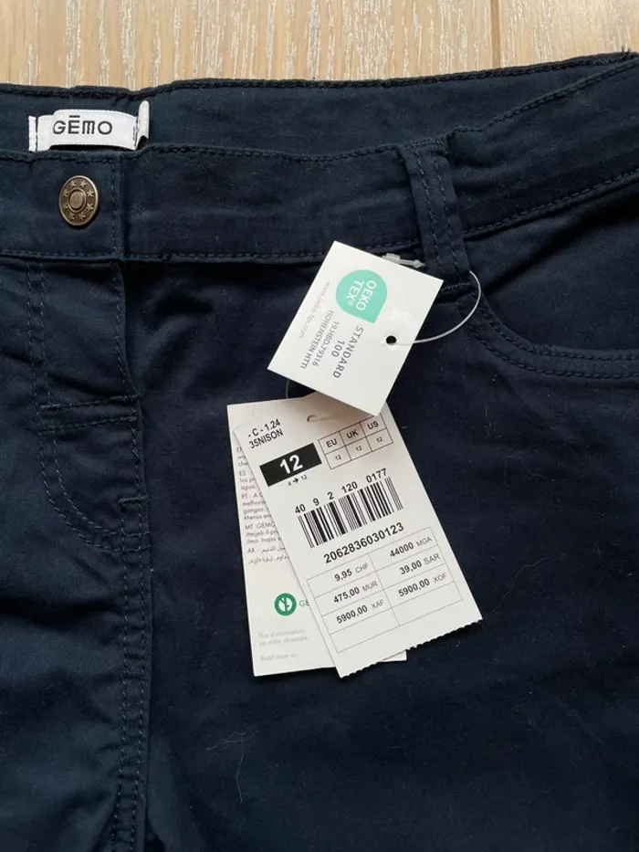 Short femme bleu marine - photo numéro 3