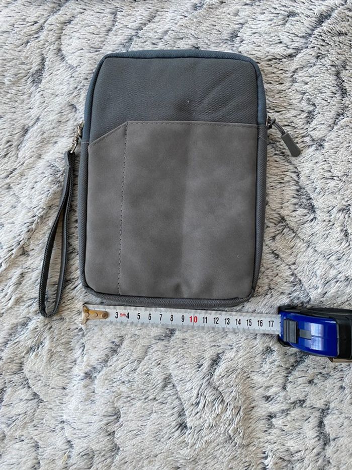 Pochette - photo numéro 2