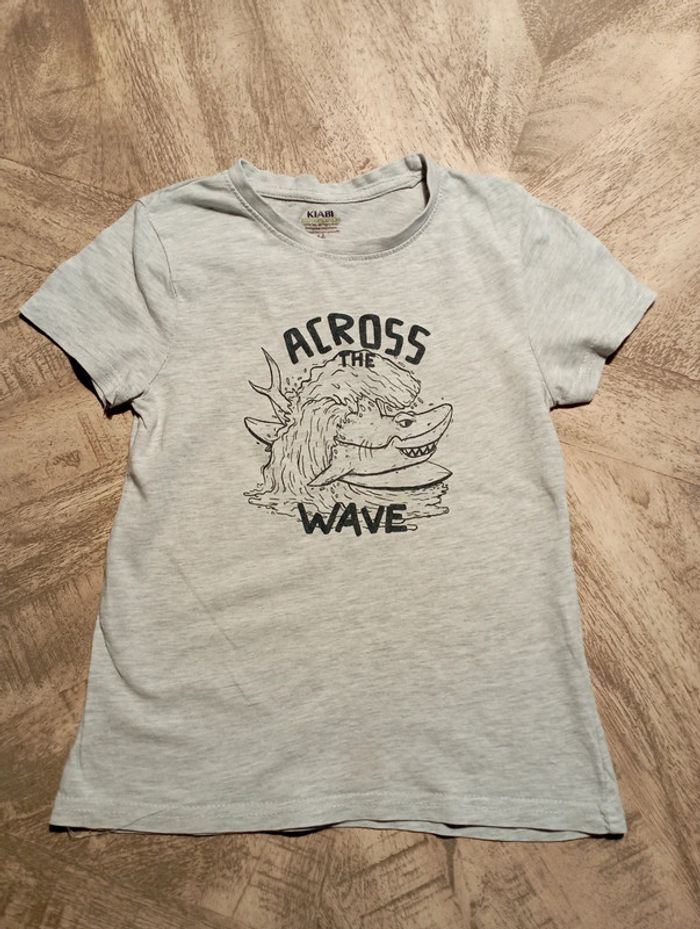 Tee-shirt requin