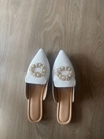 Chaussures blanches perles et strass  t41