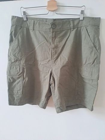 Short kaki 9th Avenue