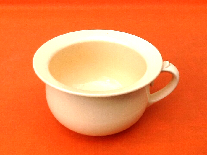 Années 1920 Vase de nuit (pot de chambre) Demi-porcelaine Badonviller France - photo numéro 2