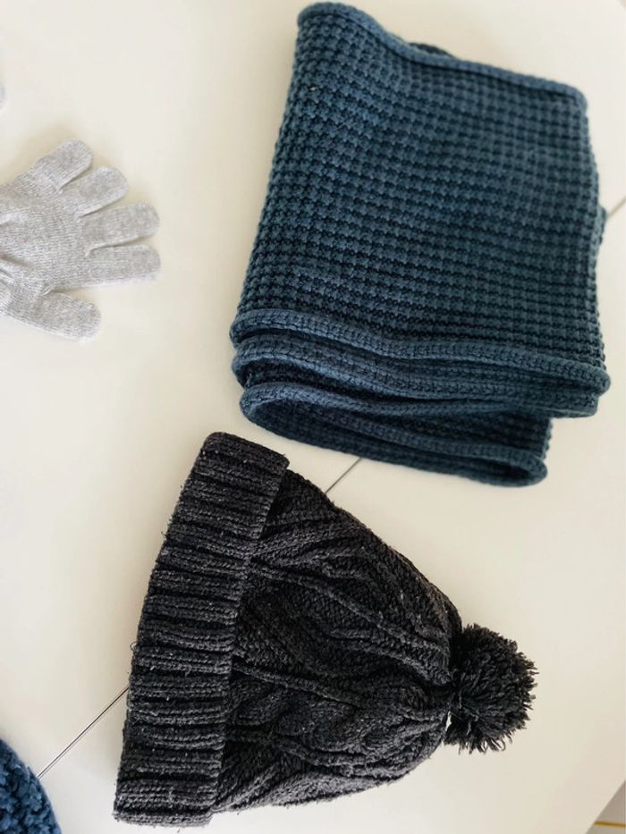 Lot écharpes bonnets - photo numéro 4