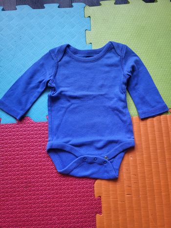 Le body bleu roi (babyGap)