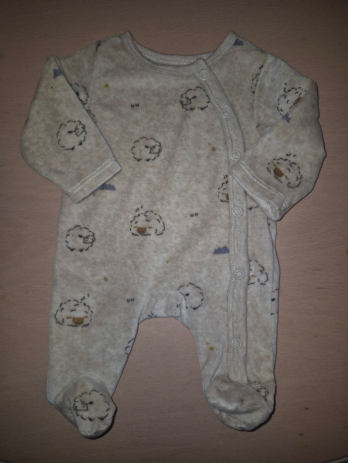 Lot de pyjamas pilous (hiver) tailles naissance - photo numéro 3