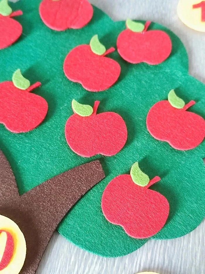 Arbre en feutre pour apprendre à compter - photo numéro 7